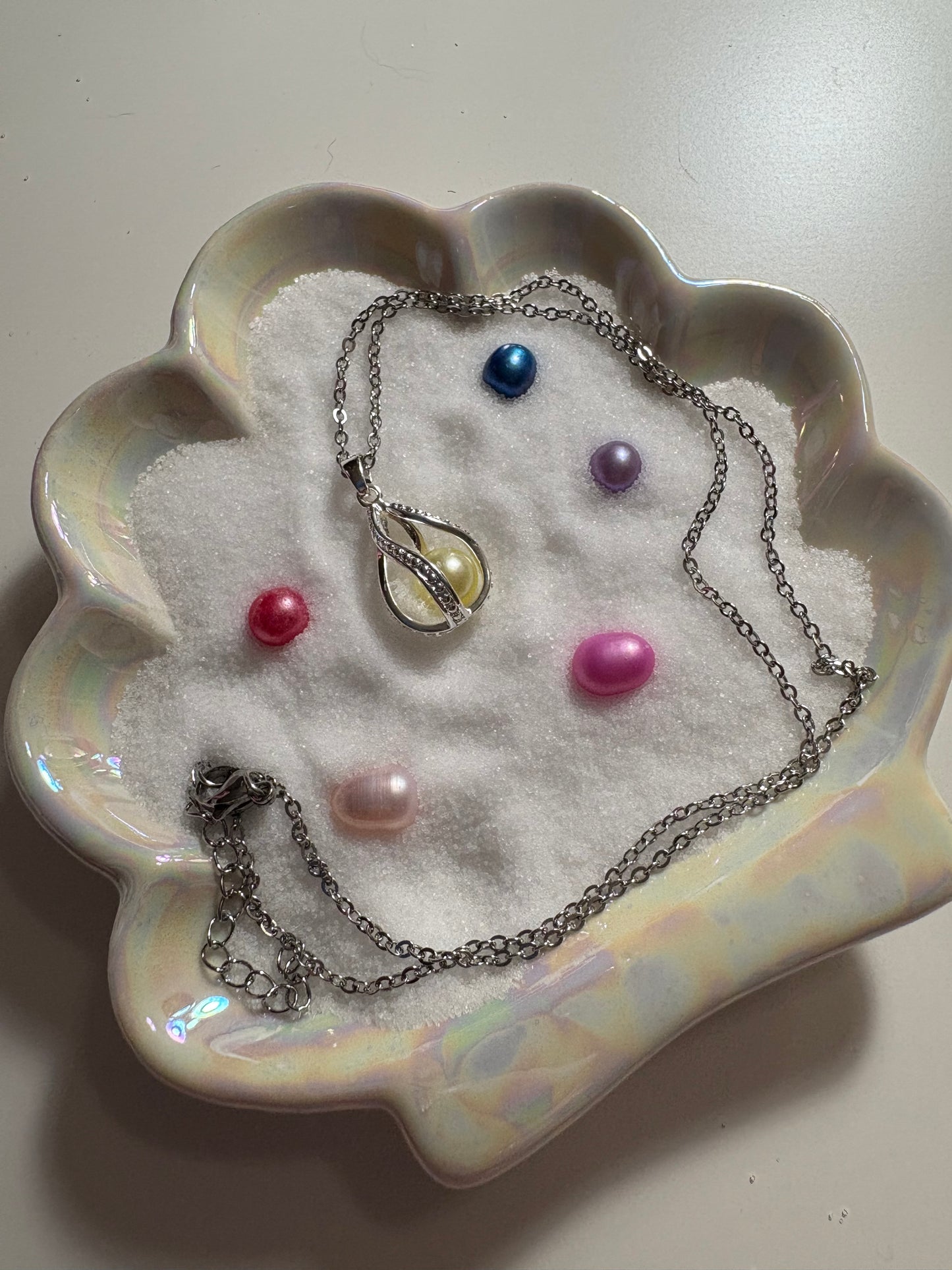 Twist of Elegance Pendant