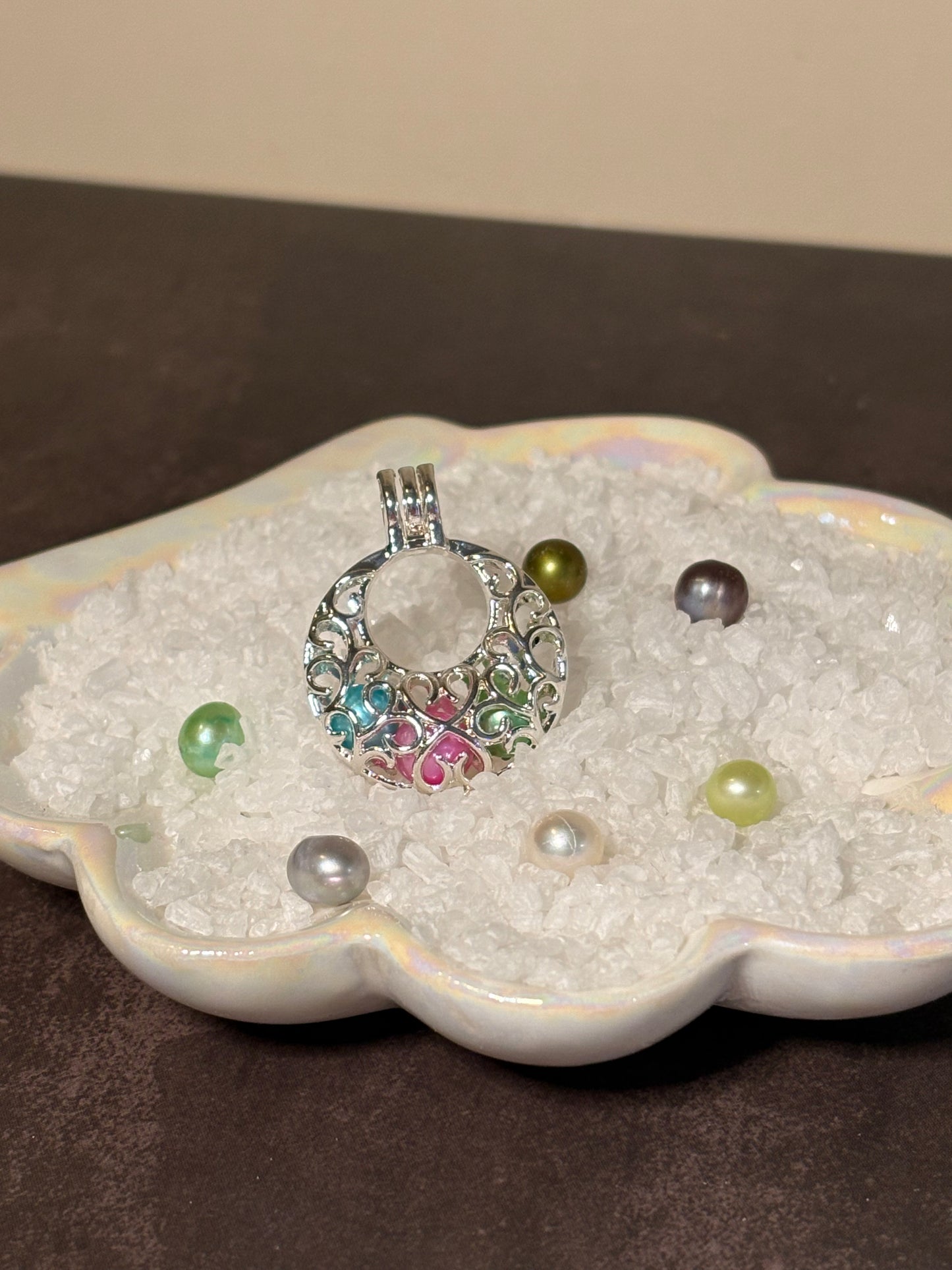 Carry My Heart Pendant Cage