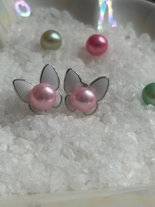 Snow Wing Studs