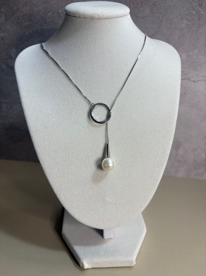 The Balance Necklace