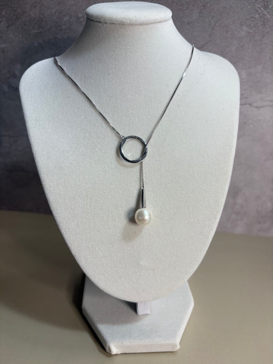 The Balance Necklace