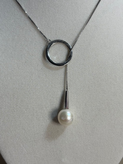 The Balance Necklace