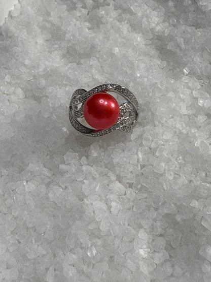 Twisted Elegance Ring