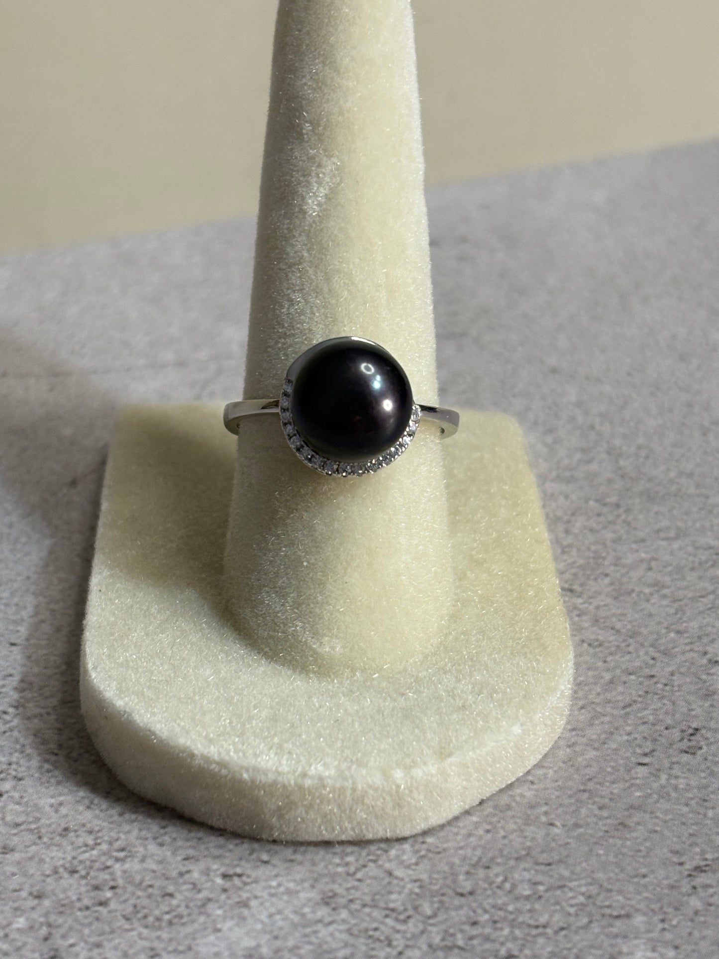 Lunar Pearl Ring