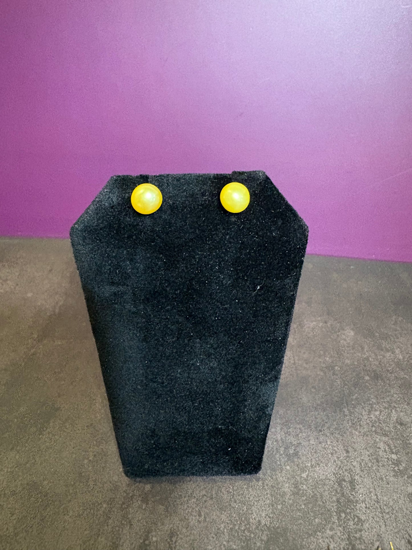 Classic Button Pearl Earrings