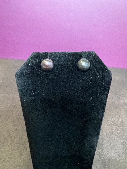 Classic Button Pearl Earrings