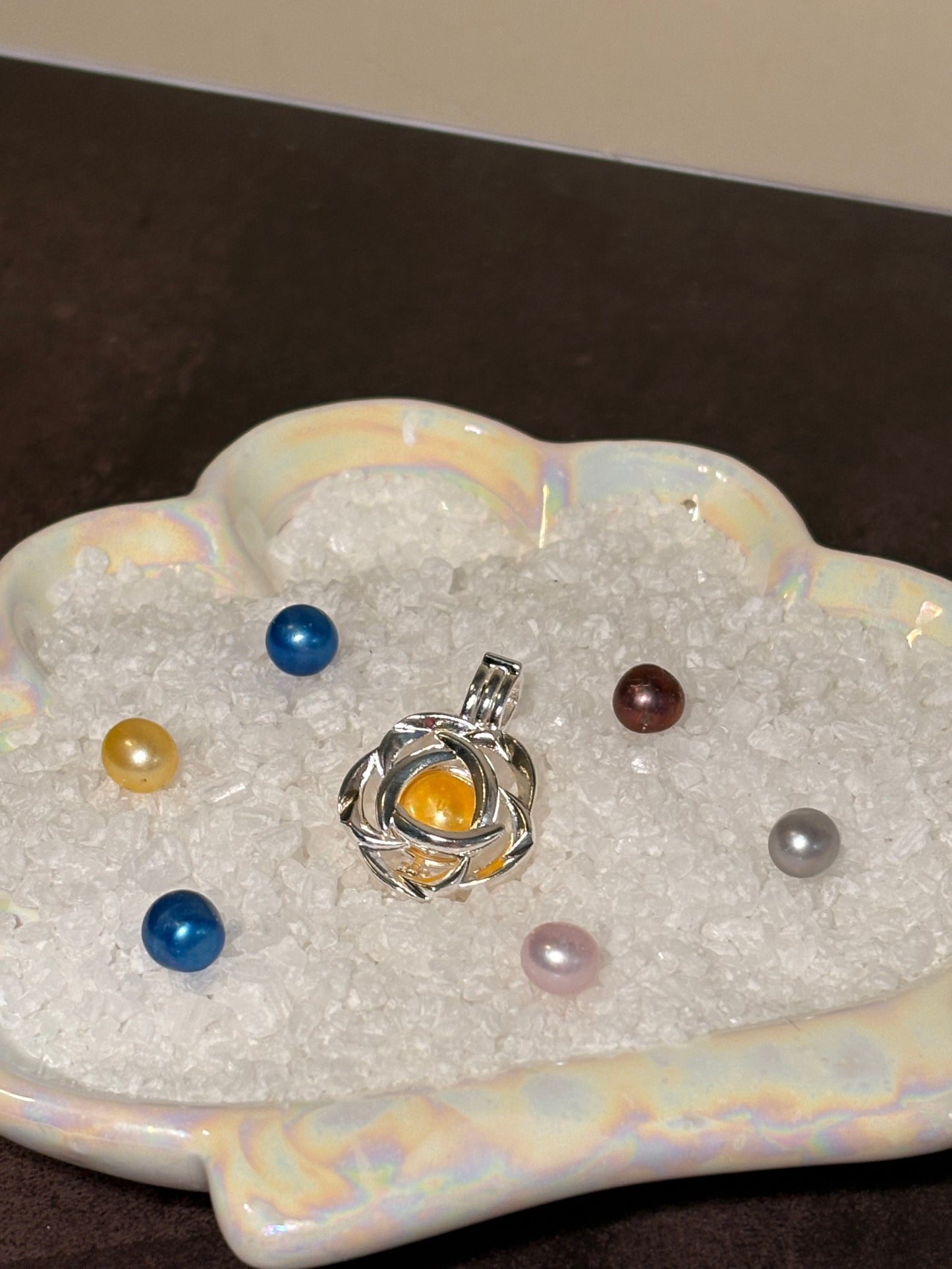 Eternal Rose Pendant Cage