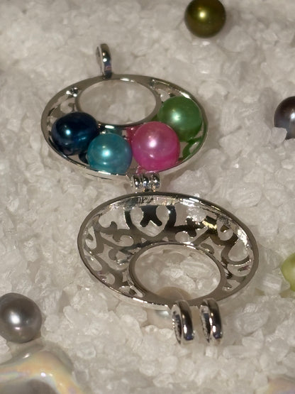 Carry My Heart Pendant Cage