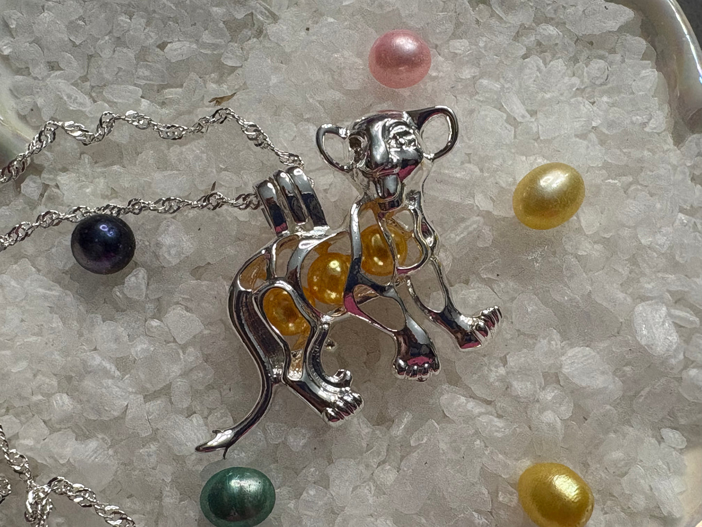 Regal Roar Pendant Cage